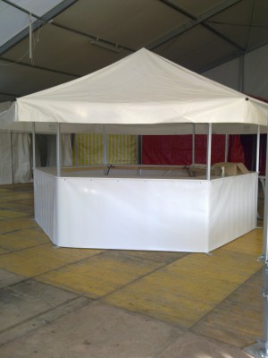 Getränke-Pavillon mit PVC-Blende